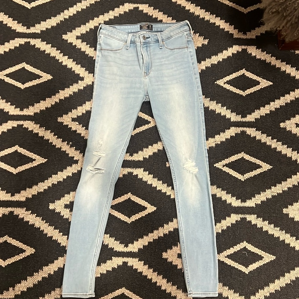 Abercrombie and Fitch legging jean